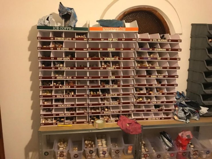 Antalya’da Kaçak Elektronik Sigara İmalathanesi Ele Geçirildi