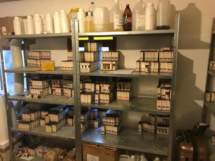 Antalya’da Kaçak Elektronik Sigara İmalathanesi Ele Geçirildi