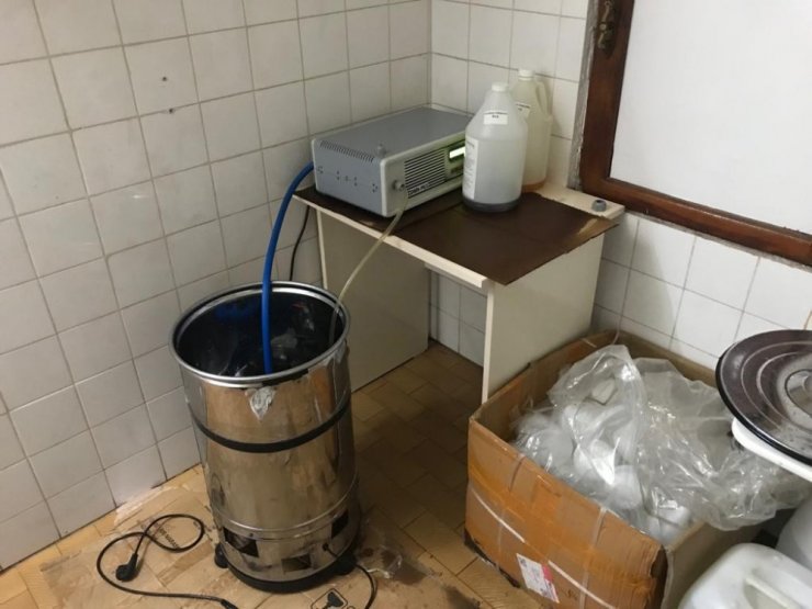 Antalya’da Kaçak Elektronik Sigara İmalathanesi Ele Geçirildi