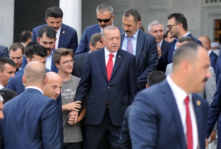 Cumhurbaşkanından Ahmet Davutoğlu’na: “Bagajlarında Ne Varsa Ortaya Dökmelerinde Fayda Var”