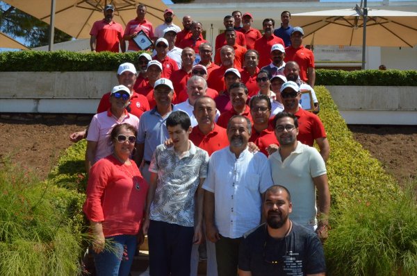 Bakan Çavuşoğlu, Otizmli Çocuklar İçin Turnuvaya Katıldı