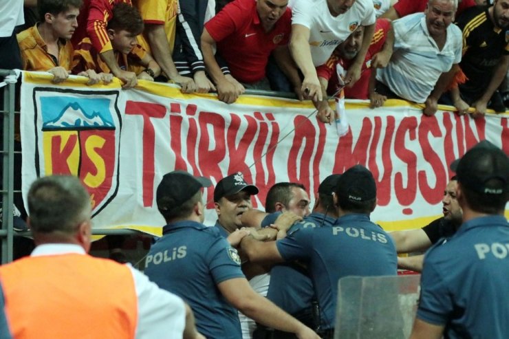 Süper Lig: İstikbal Mobilya Kayserispor: 2 - Galatasaray: 3