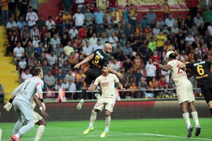 Süper Lig: İstikbal Mobilya Kayserispor: 2 - Galatasaray: 3
