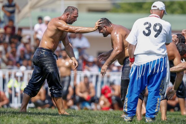 31. Korkuteli Altın Kiraz Yağlı Güreşleri