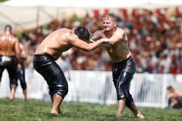 31. Korkuteli Altın Kiraz Yağlı Güreşleri