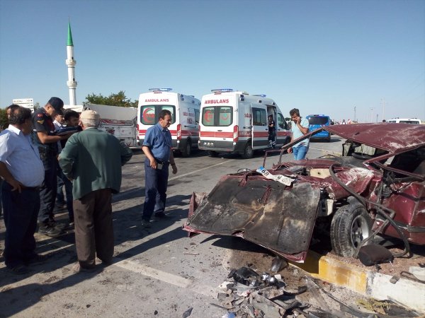 Aksaray'da Trafik Kazası: 5 Yaralı