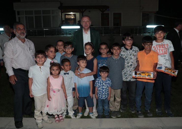Cumhurbaşkanı Erdoğan, İş Adamı Halil İbrahim Dağ’ı Ziyaret Etti