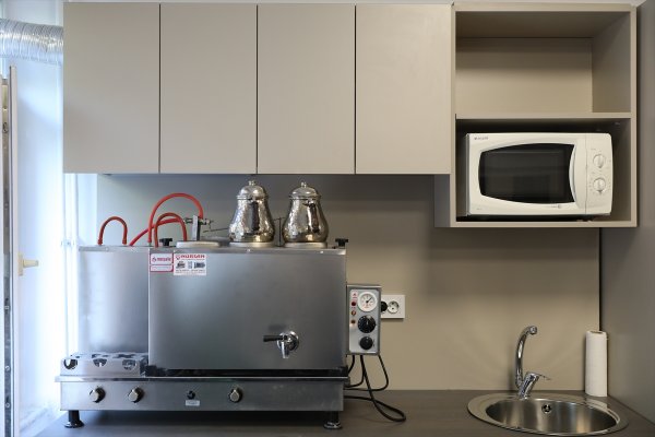 Bakan Selçuk, Yeni Tasarım Öğretmenler Odasını Tanıttı