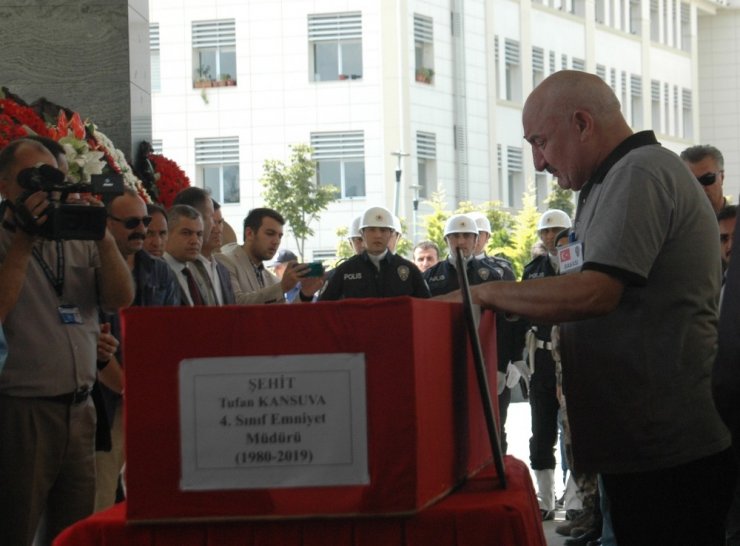 Şehit Özel Harekat Şube Müdürü Kansuva Son Yolcuğuna Uğurlandı