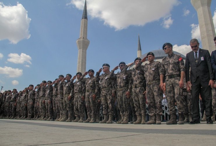 Şehit Özel Harekat Şube Müdürü Kansuva Son Yolcuğuna Uğurlandı