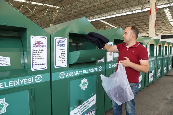 Aksaray Belediyesinden Giysi Kumbarası Projesi