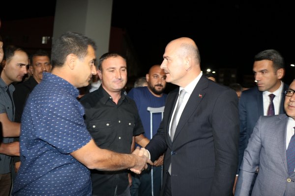 Bakan Soylu, Hatay Emniyet Müdürü Karabörk'ü Ziyaret Etti