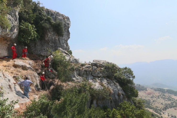 Mersin'de AKUT Ekiplerinin 5 Saatlik Keçi Operasyonu