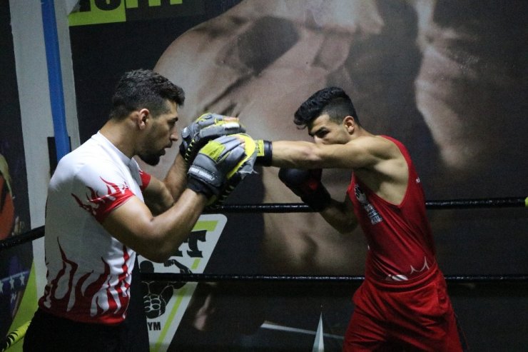 Avrupa Şampiyonu Muay Thaici Kardeşlerin Hedefi Dünya Şampiyonluğu