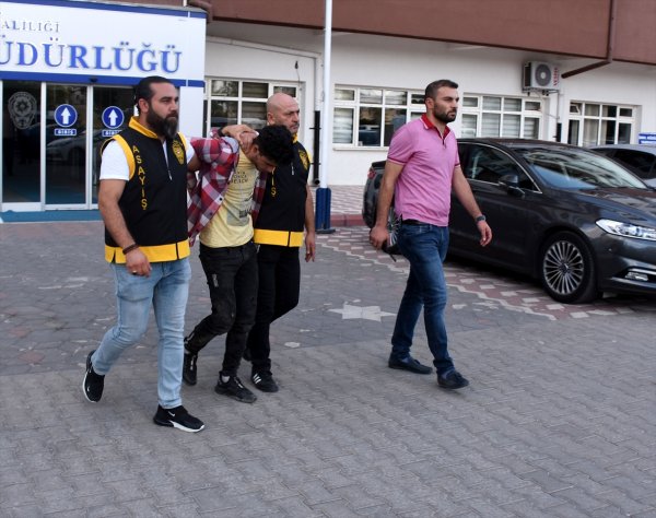 Güncelleme - Hatay'a Götürülen Suriyeli Hırsızlık Zanlısı Yolda Firar Etti