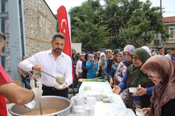 Sivrihisar'da Belediyeden Aşure İkramı
