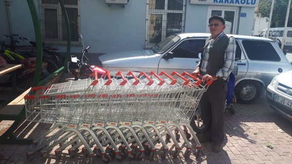 Çumra Belediyesi Pazar Yerine Alış Veriş Arabaları Koydu