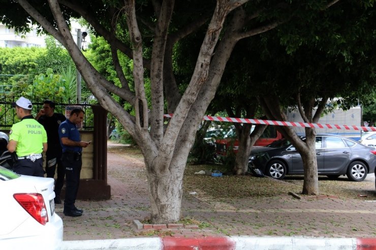 Antalya’da Şüpheli Çanta Paniği