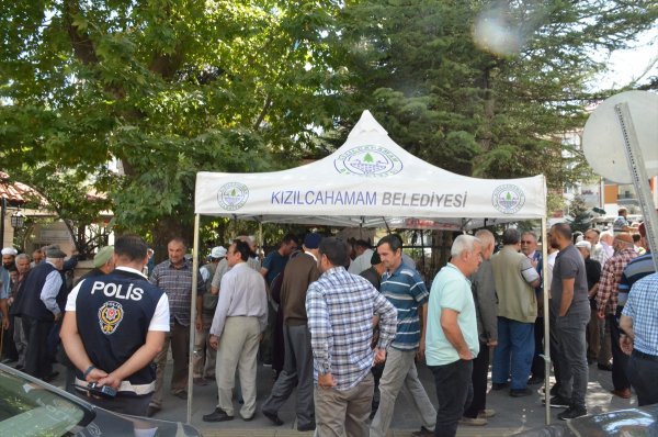 Kızılcahamam'da 3 Bin Kişiye Aşure İkramı