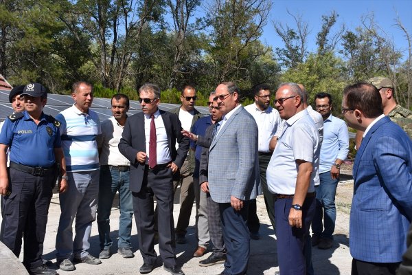 Vali Toprak Karapınar'da