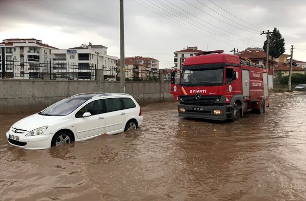 Aksaray'da Sağanak