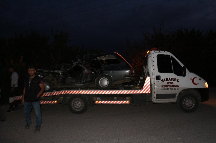 Konya’da Kamyon İle Otomobil Çarpıştı: 5 Yaralı