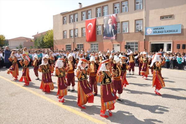 Gölbaşı'nda İlköğretim Haftası Kutlandı