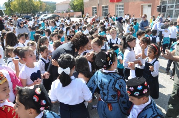 Gölbaşı'nda İlköğretim Haftası Kutlandı