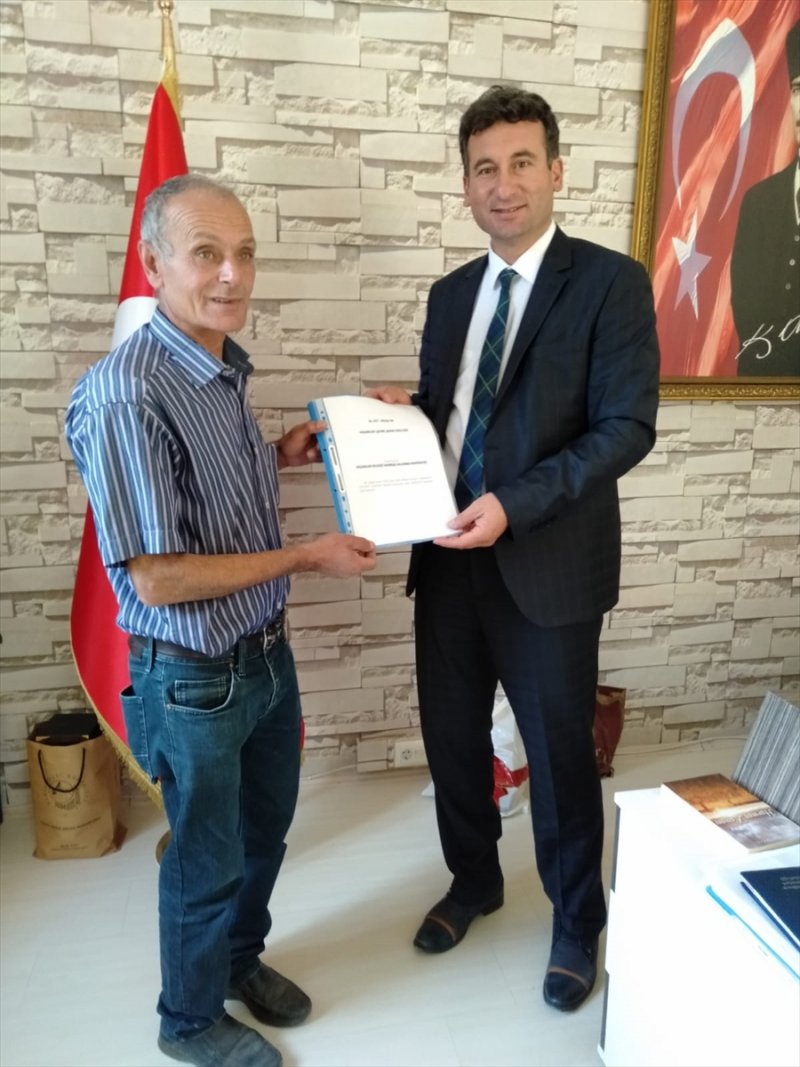 Beyşehir'de Şeker Fasülye Üreticisi Patentine Kavuştu