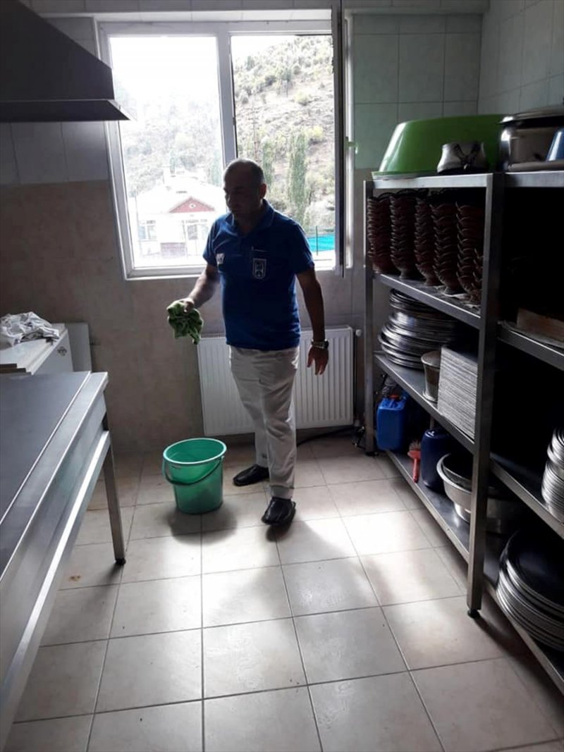 Karaşar Mahallesi Halkevinde Temizlik Çalışması