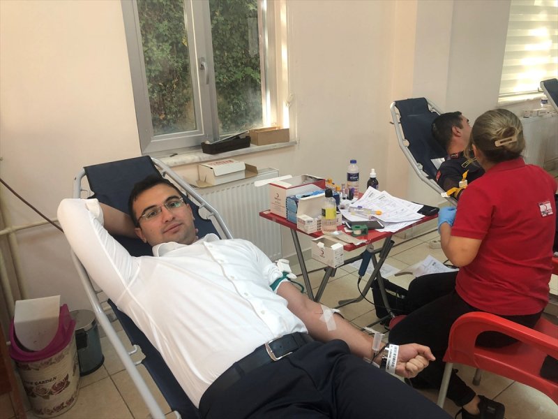 Kaymakam Taşkıran'dan Kan Bağışı