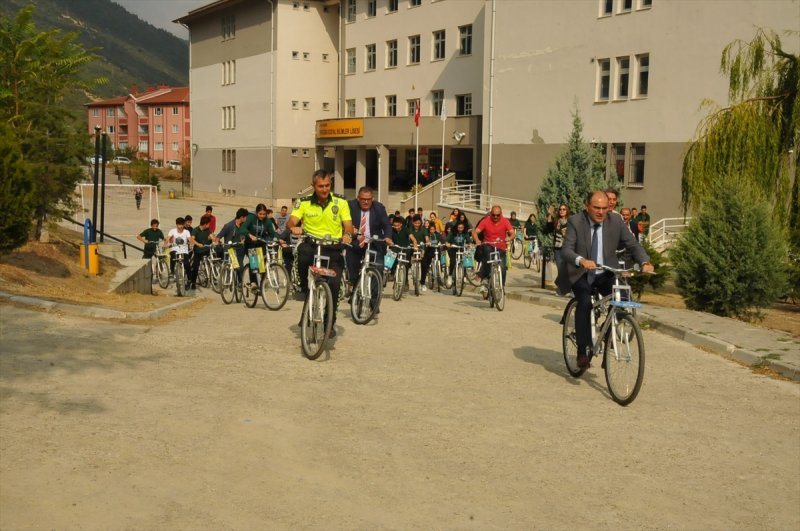 Akşehir'de Pedallar Kitap İçin Döndü