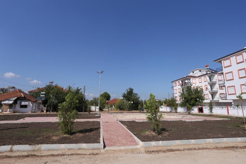 Habibler Mahallesi'ne Yeni Bir Semt Parkı Daha Kazandırıyor