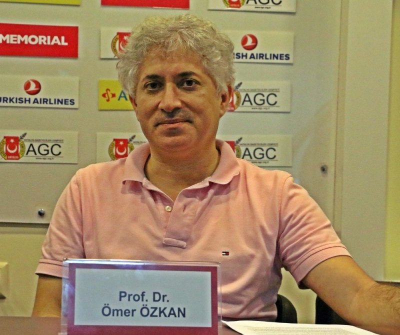 Prof. Dr. Ömer Özkan, Silikonda Milyonda Bir Oranda Meme Kanseri Riski