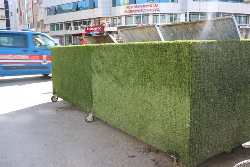 Beyşehir'de Çöp Konteynerlerine Çevreci Kamuflaj