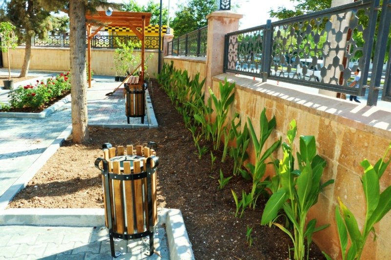 Mersin Büyükşehir Belediyesi’nden Cem Evi Bahçesine Peyzaj Düzenlemesi Yapıldı