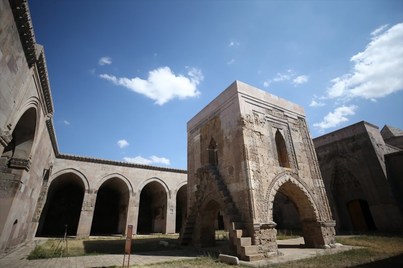 Sultanhanı Kervansarayı Kültür Sanat Merkezi Olacak