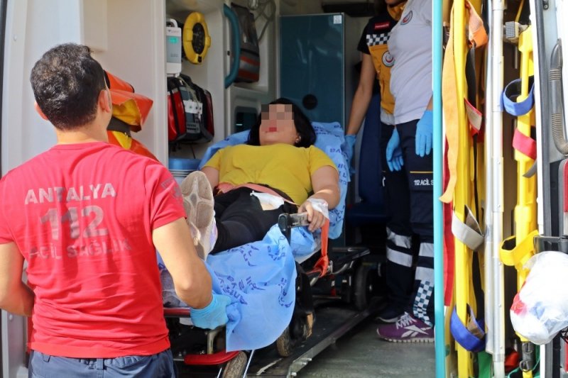 Antalya’da Genç Kızların Sosyal Medya Tartışması Kanlı Bitti