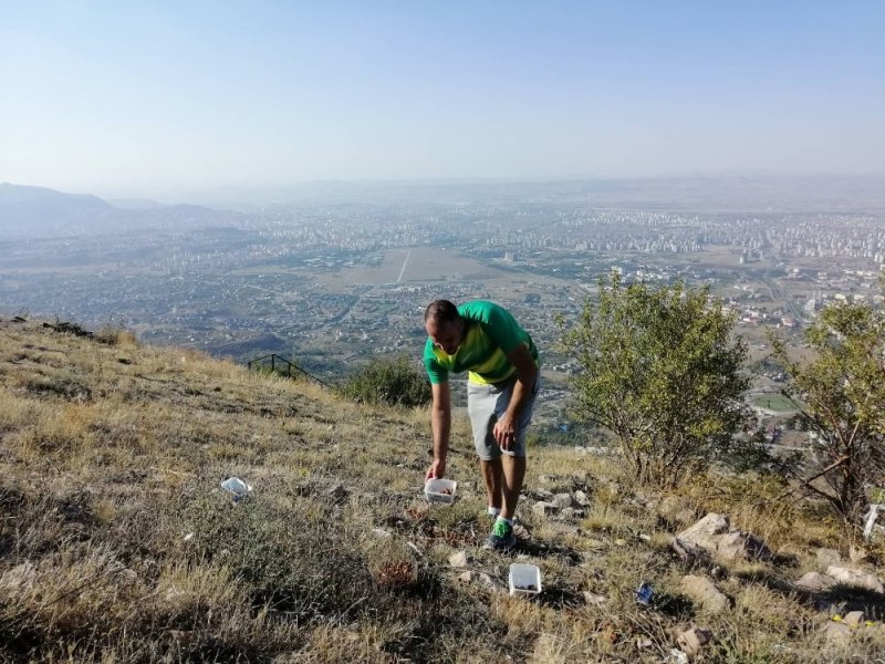 Öğrenciler 85 Torba Çöp Topladı
