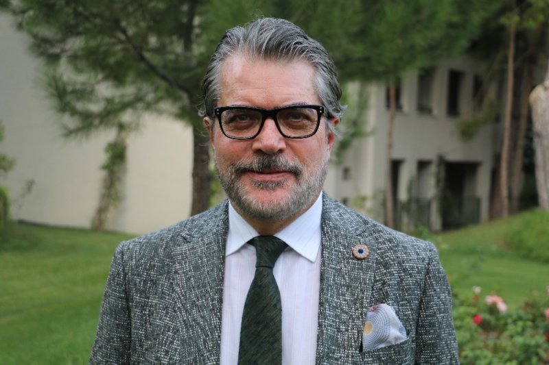 Kısırlık Sorunu Olan Erkeğe Baba Olma Umudu: Rosı Tekniği