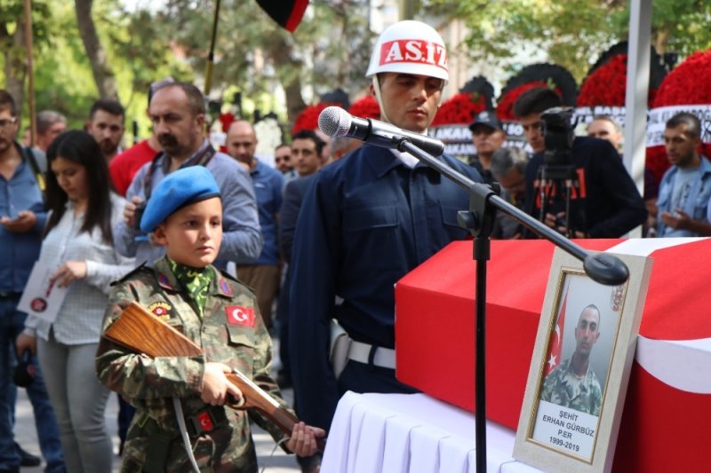 Hatay Şehidini Son Yolculuğuna Uğurlandı