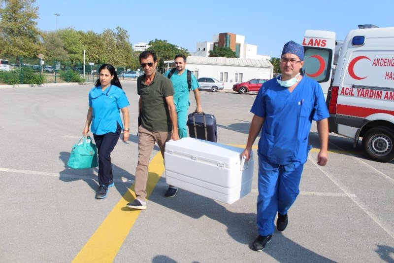 Hem Kocasını, Hem İki Çocuğunu Kaybetti, Kararıyla 5 Kişiye Yaşama Umudu Oldu