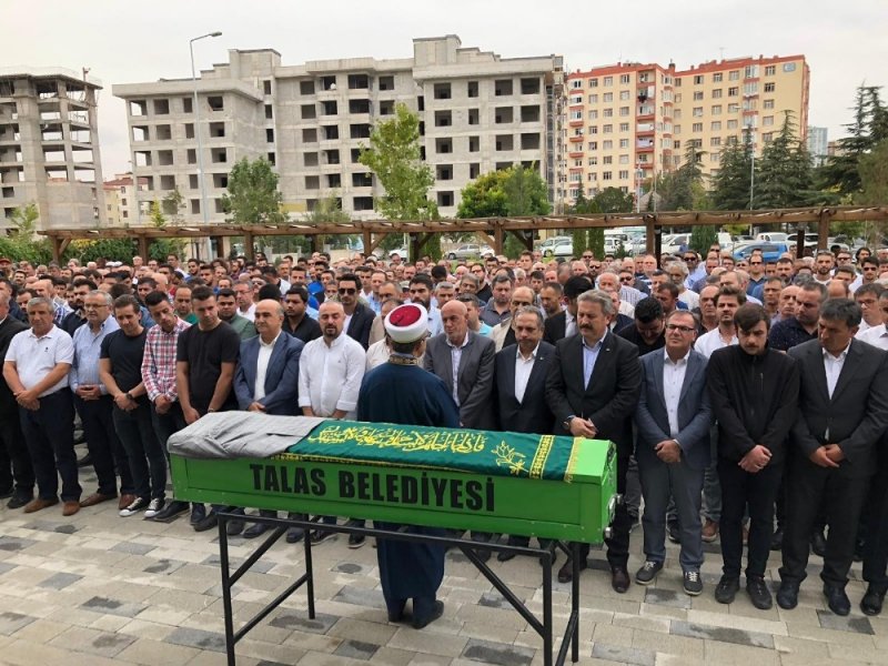 Talasgücü Belediyespor Eski Başkanı Toprağa Verildi