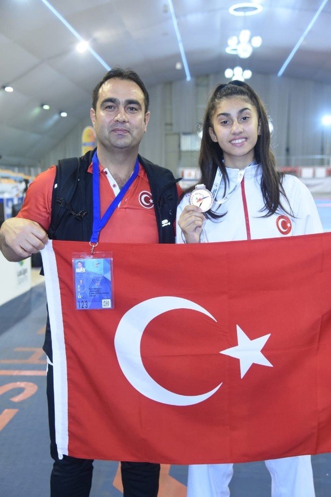 Melmek Sporcusu İspanya’da Avrupa 3.’sü Oldu