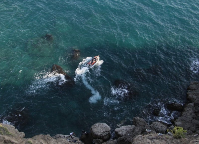 Falezlerde Mahsur Kalan Amatör Balıkçı Kurtarıldı