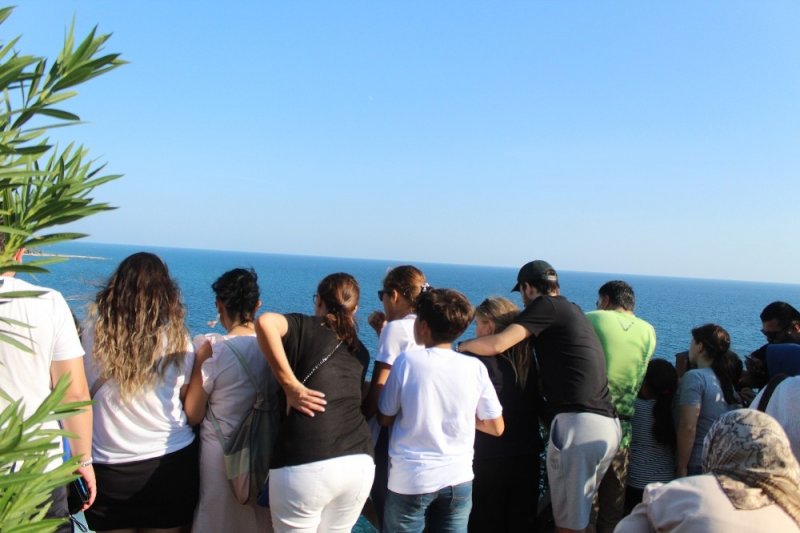 Falezlerde Mahsur Kalan Amatör Balıkçı Kurtarıldı