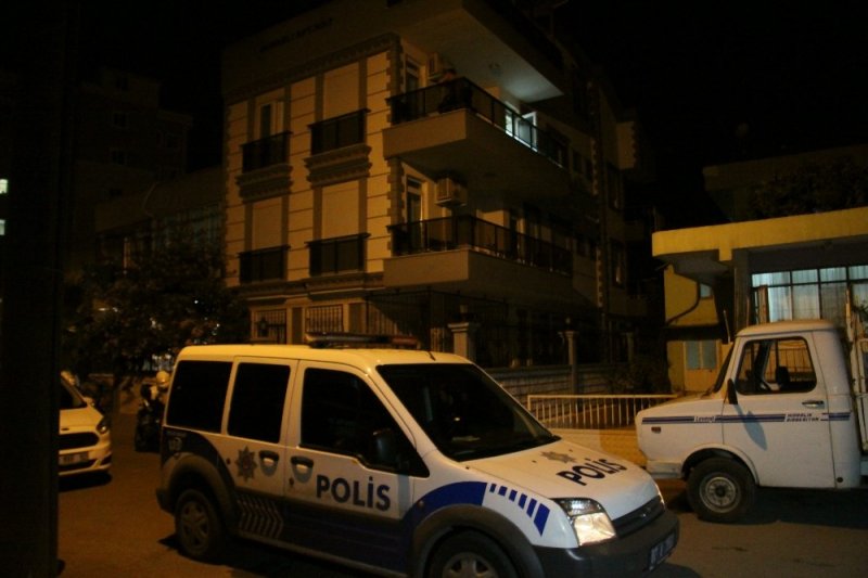 Antalya'da İki Komşu Arasında Çıkan Tartışma Ölümle Sonuçlandı