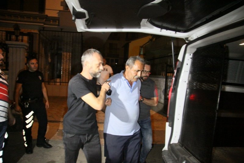 Antalya'da İki Komşu Arasında Çıkan Tartışma Ölümle Sonuçlandı