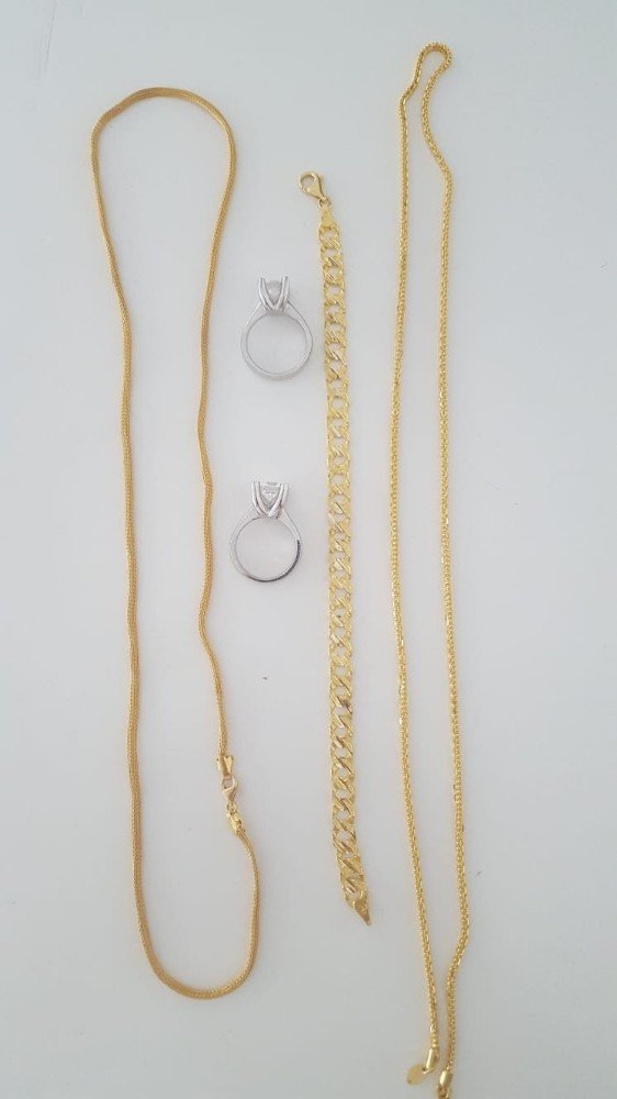 Antalya'da Pırlanta Taş Çalan Ürdünlüler, İstanbul'da Yakalandı