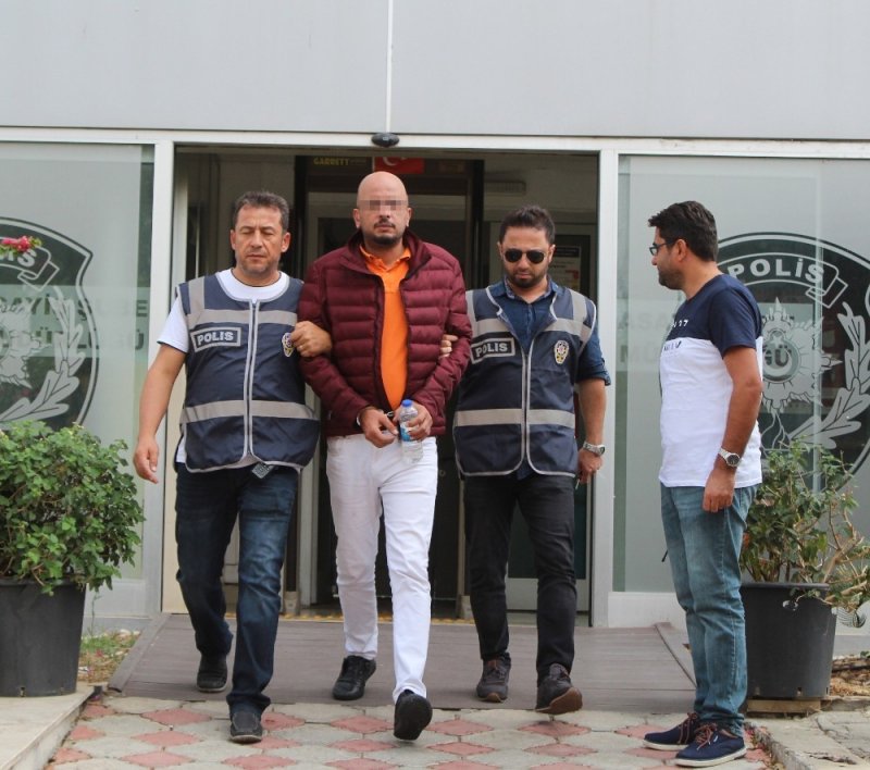 Antalya'da Pırlanta Taş Çalan Ürdünlüler, İstanbul'da Yakalandı